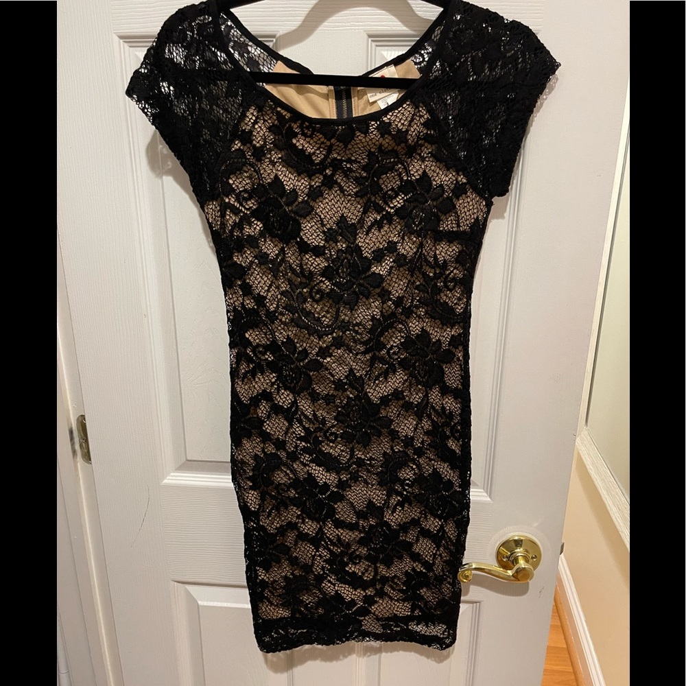 Black beige dress